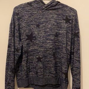 Star print knit hoodie